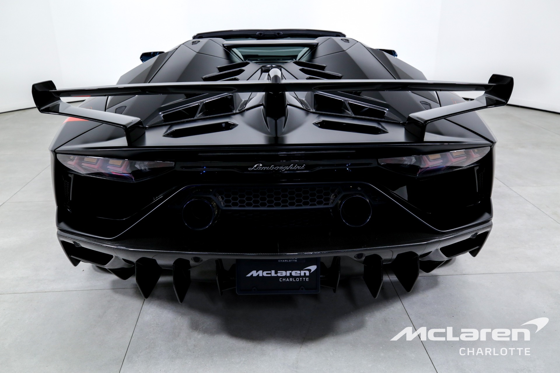 2021 Lamborghini Aventador SVJ, 7/14