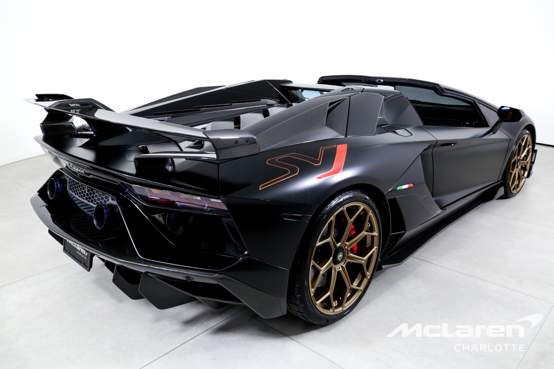 2021 Lamborghini Aventador SVJ, 8/14