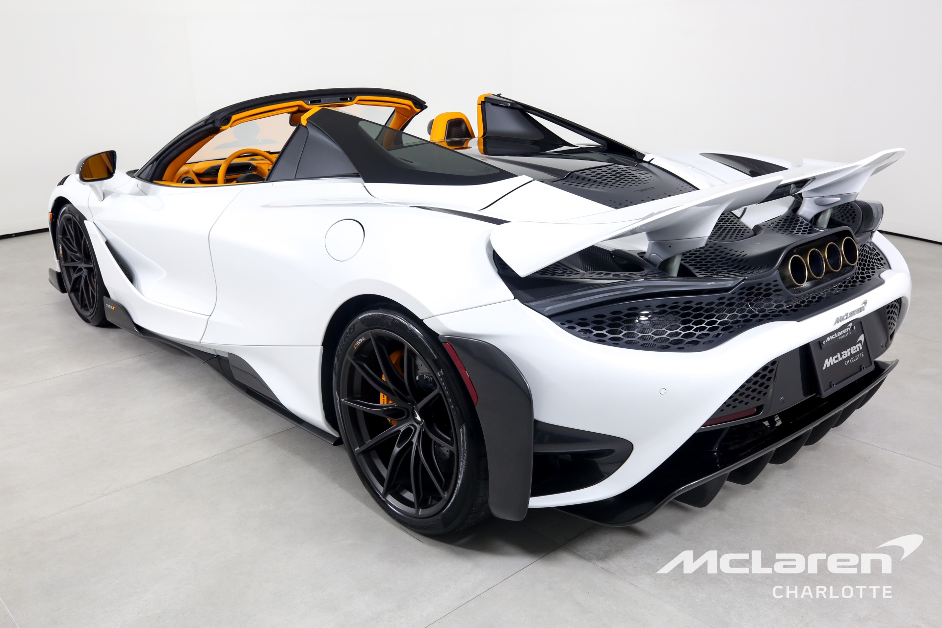 2022 McLaren 765LT Spider, 6/20