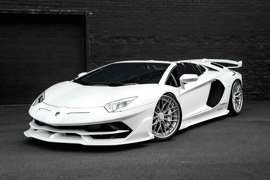 2020 Lamborghini Aventador SVJ Roadster