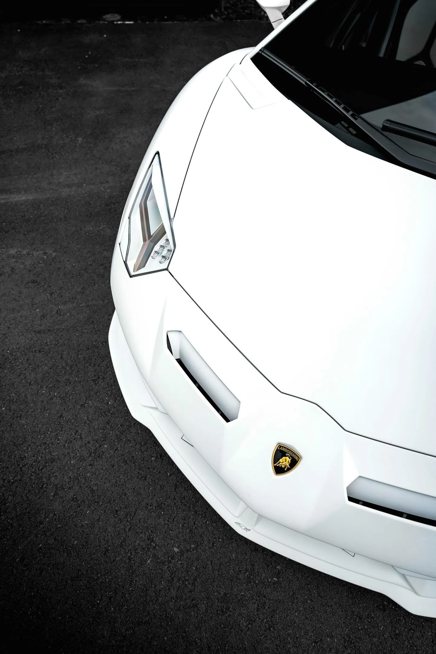 2020 Lamborghini Aventador SVJ Roadster for sale, exterior, Bianco Isis