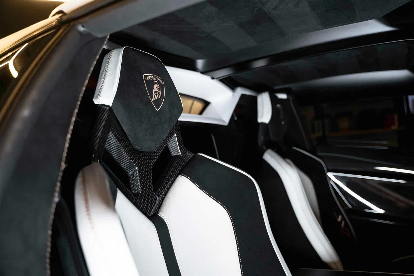 2020 Lamborghini Aventador SVJ Roadster interior, seats