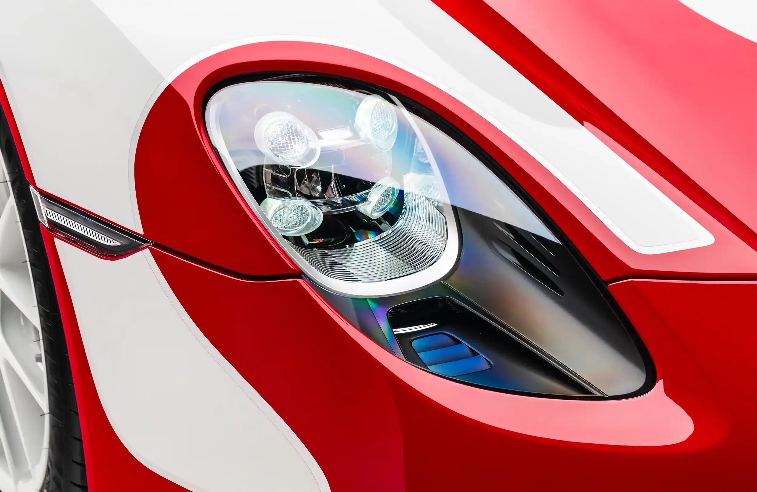 2015 Porsche 918 Spyder Weissach Martini, 23/23