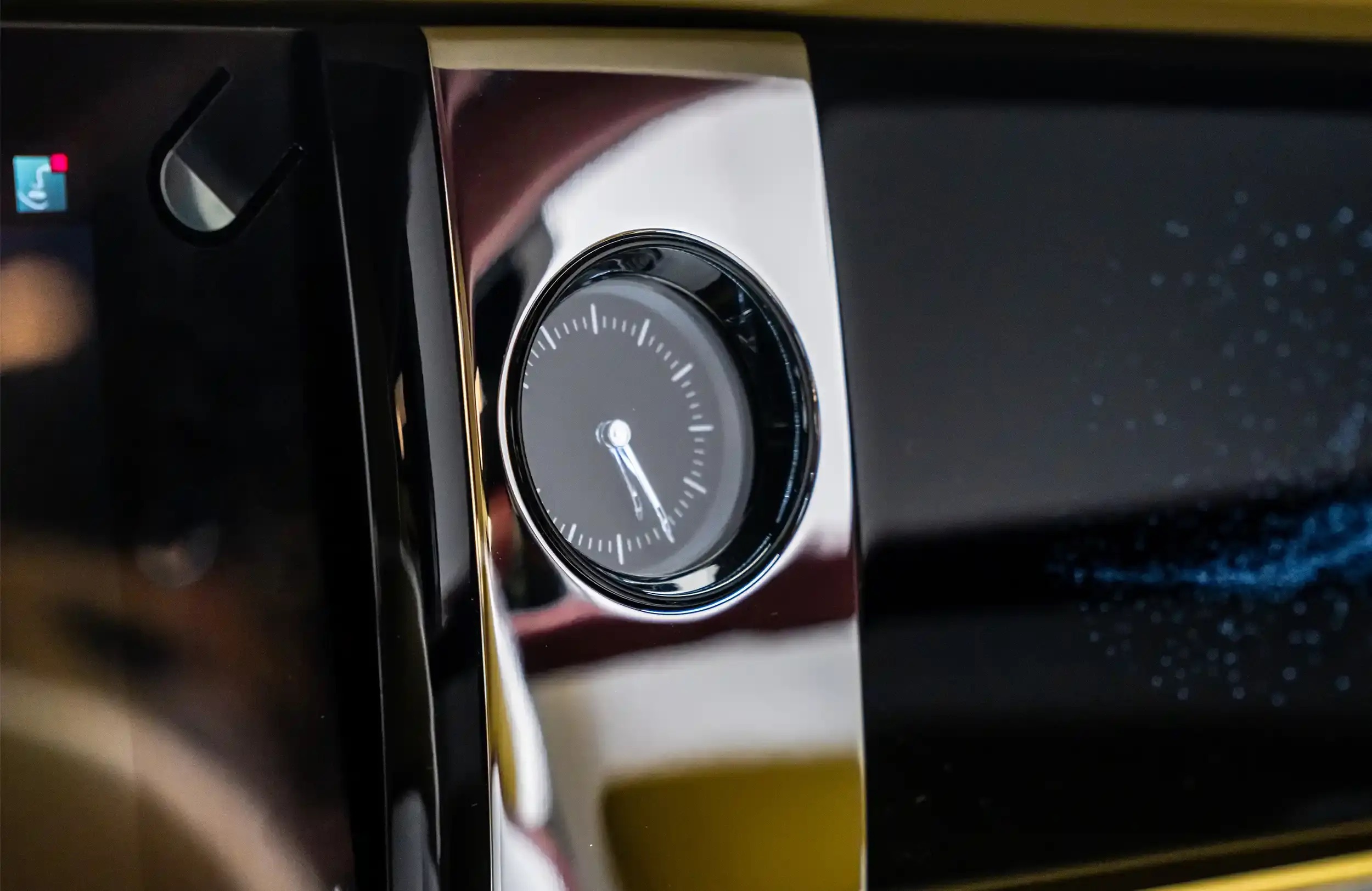 2024 Rolls-Royce Spectre, 11/18