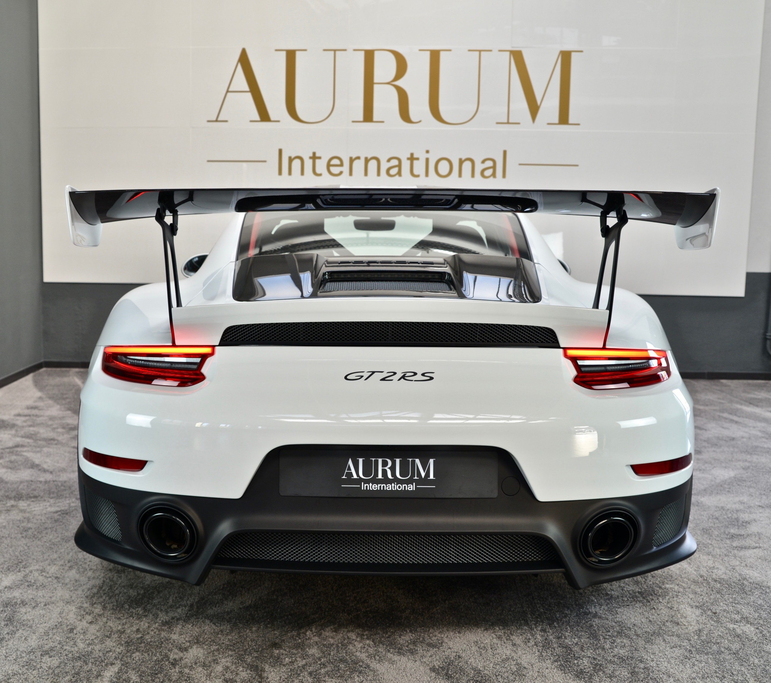 2018 Porsche 911 GT2 RS WEISSACH PACKAGE, 4/16