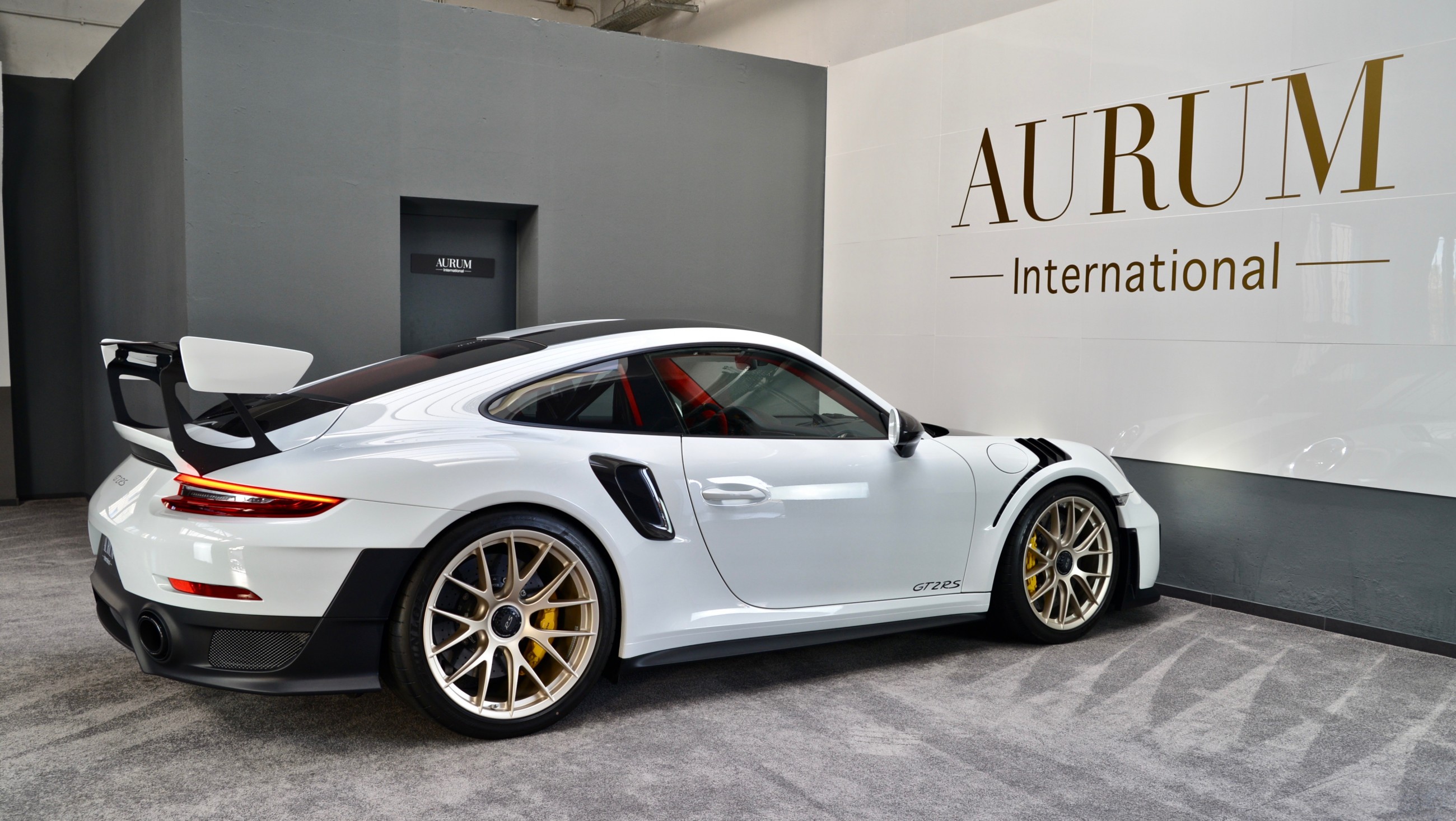 2018 Porsche 911 GT2 RS WEISSACH PACKAGE, 5/16