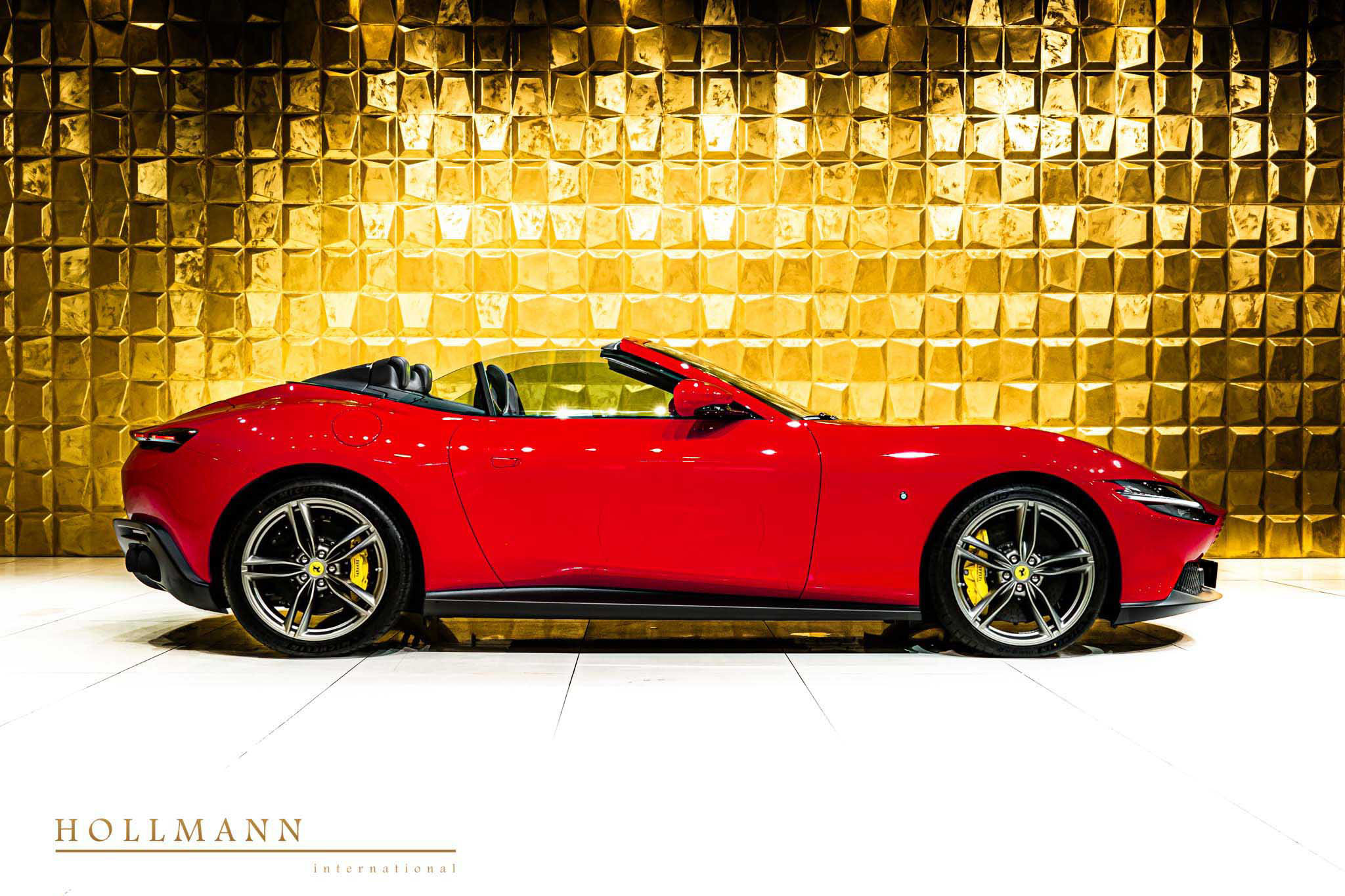 2024 Ferrari Roma Spider, 2/18