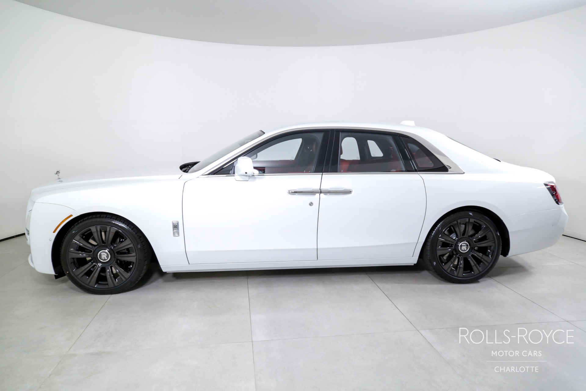 2024 Rolls-Royce Ghost, 2/20