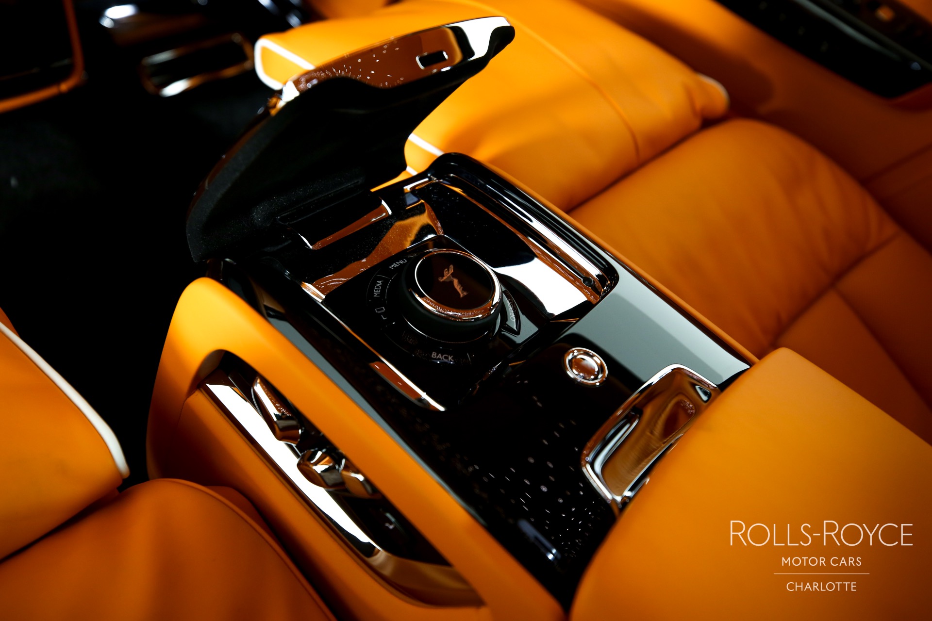 2024 Rolls-Royce Phantom EWB, 19/20