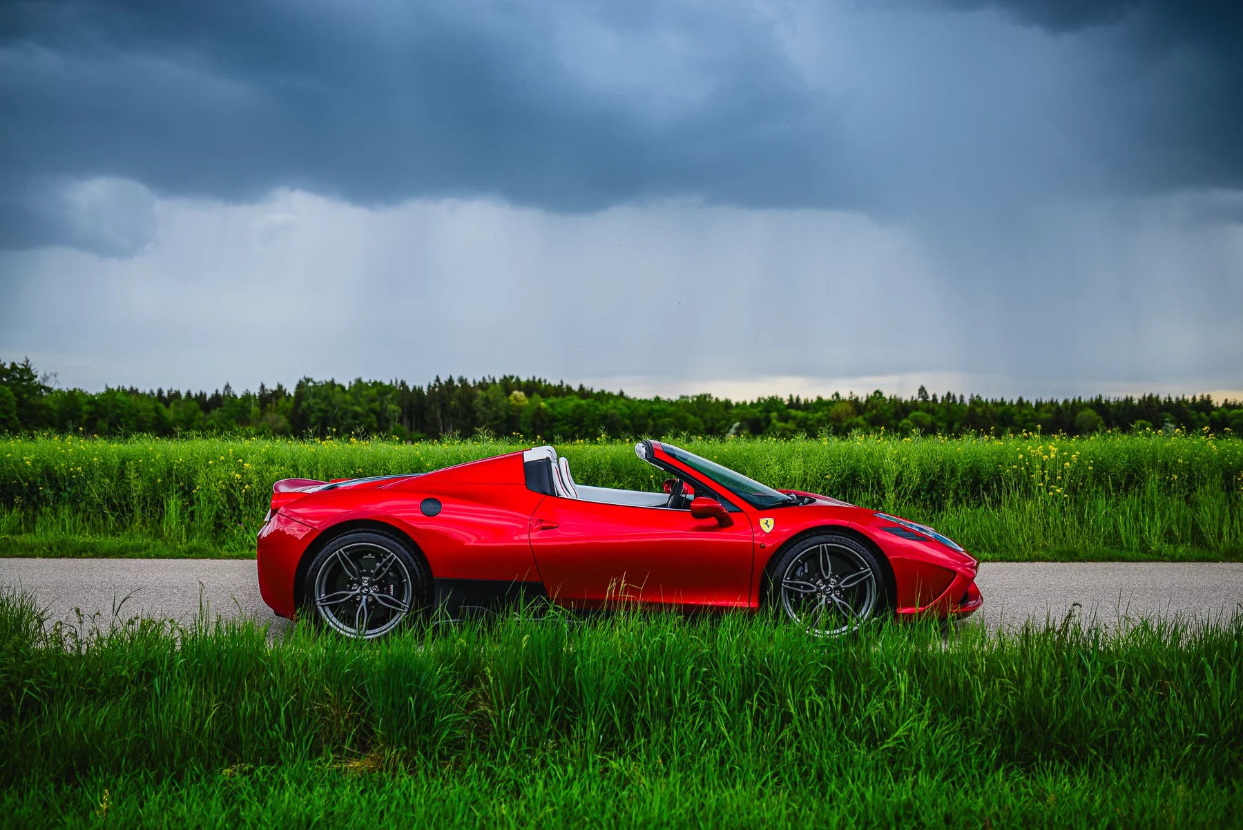 2015 Ferrari 458 Speciale Aperta, 2/17