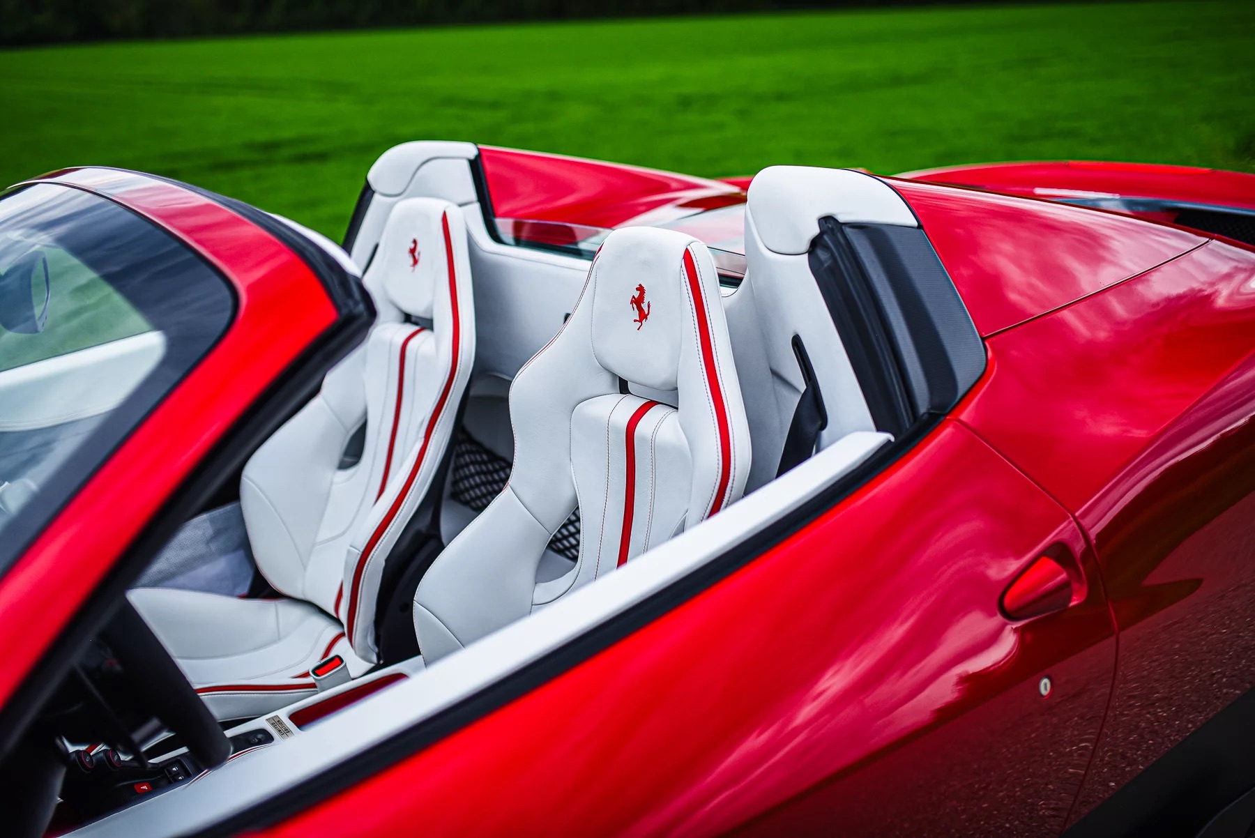 2015 Ferrari 458 Speciale Aperta, 5/17
