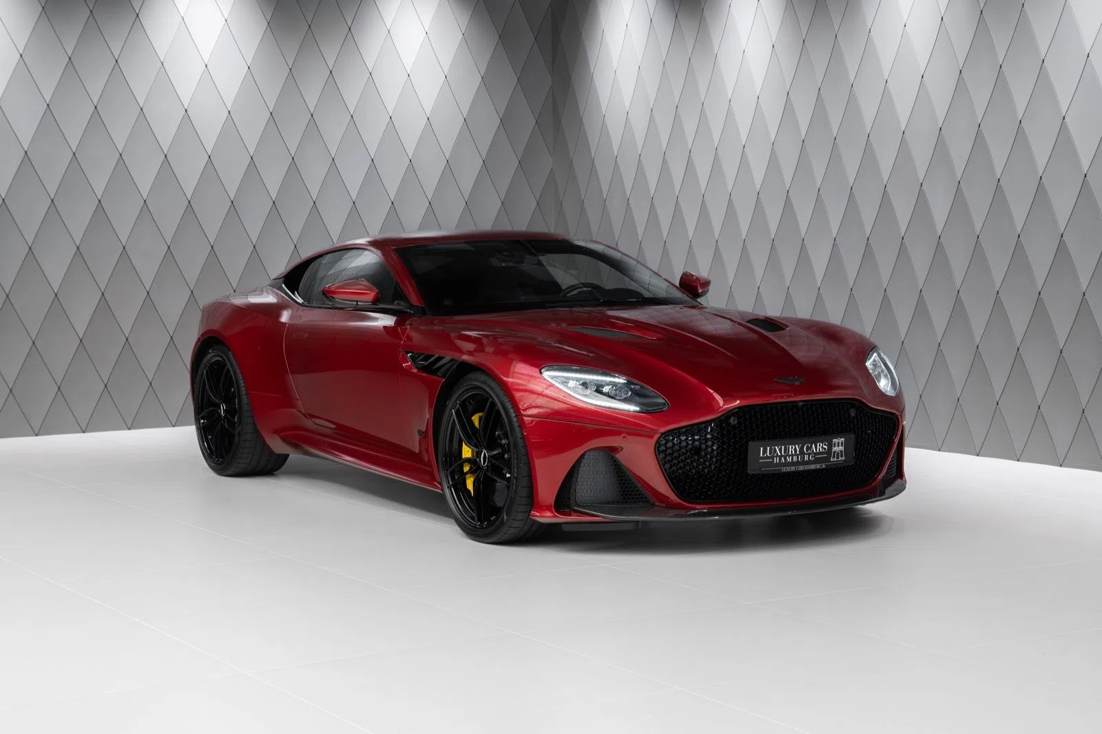 2024 Aston Martin DBS Superleggera