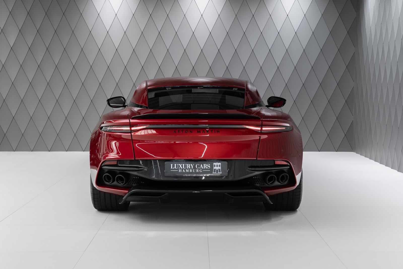 2024 Aston Martin DBS Superleggera, 13/13