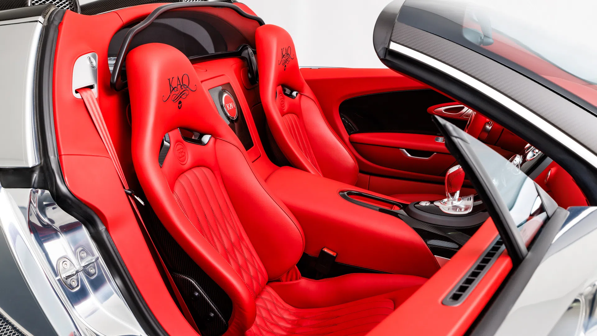 2015 Bugatti Veyron Grand Sport Vitesse interior, seats, Leather Carmine Red