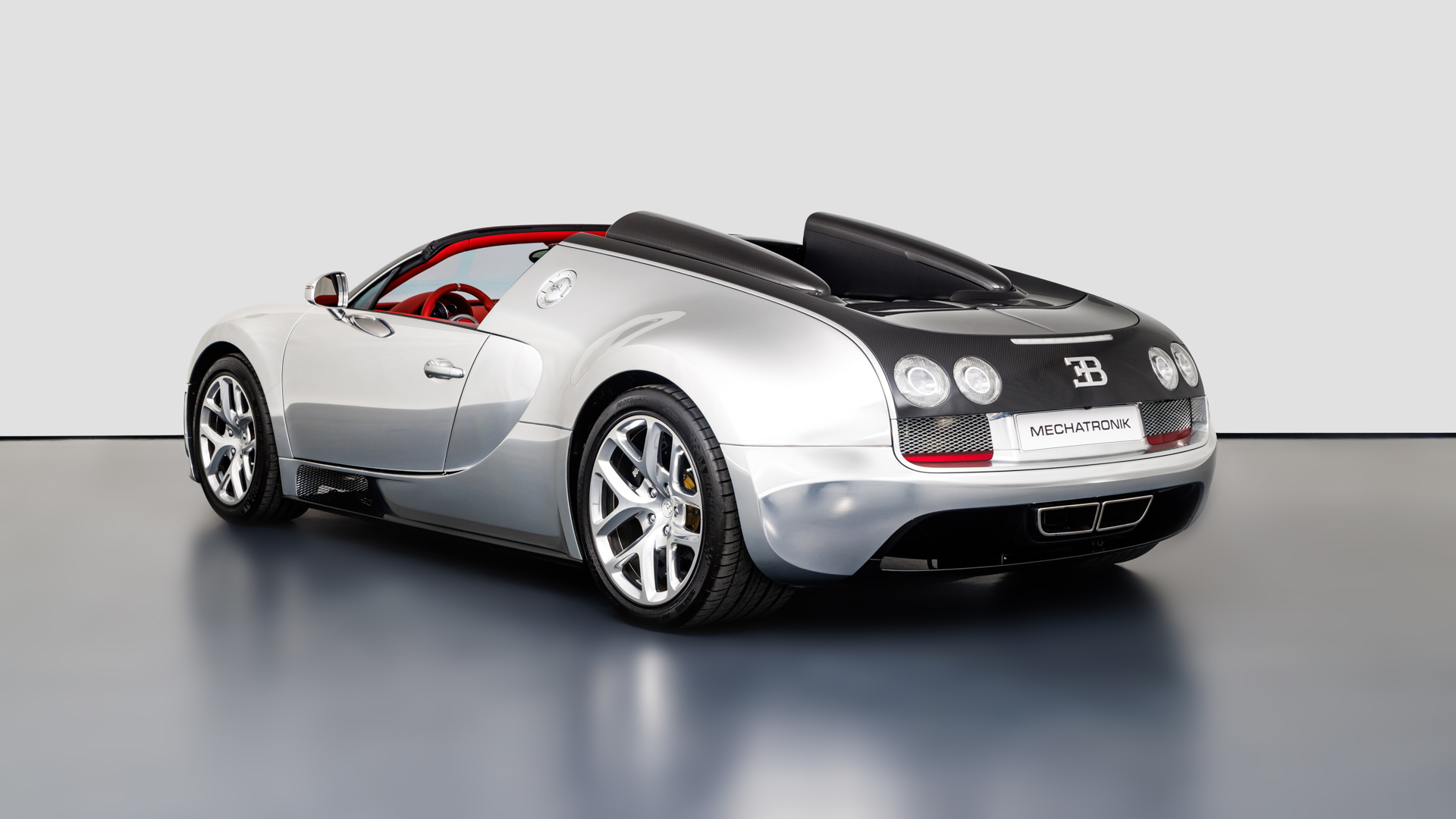 2015 Bugatti Veyron Grand Sport Vitesse, 6/20