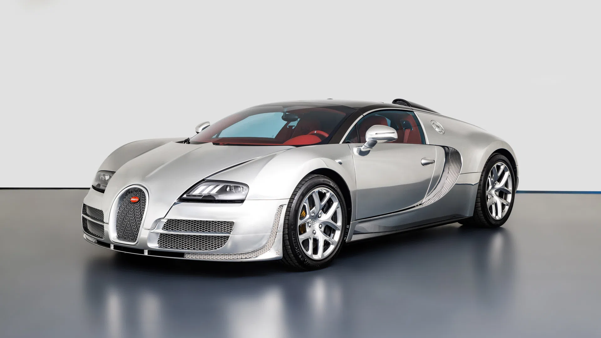 2015 Bugatti Veyron Grand Sport Vitesse for sale, exterior, Aluminium Poliert