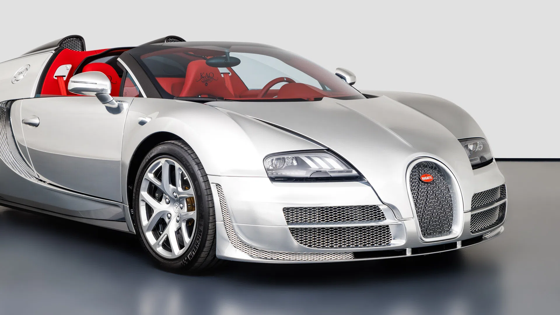 2015 Bugatti Veyron Grand Sport Vitesse for sale, exterior, Aluminium Poliert