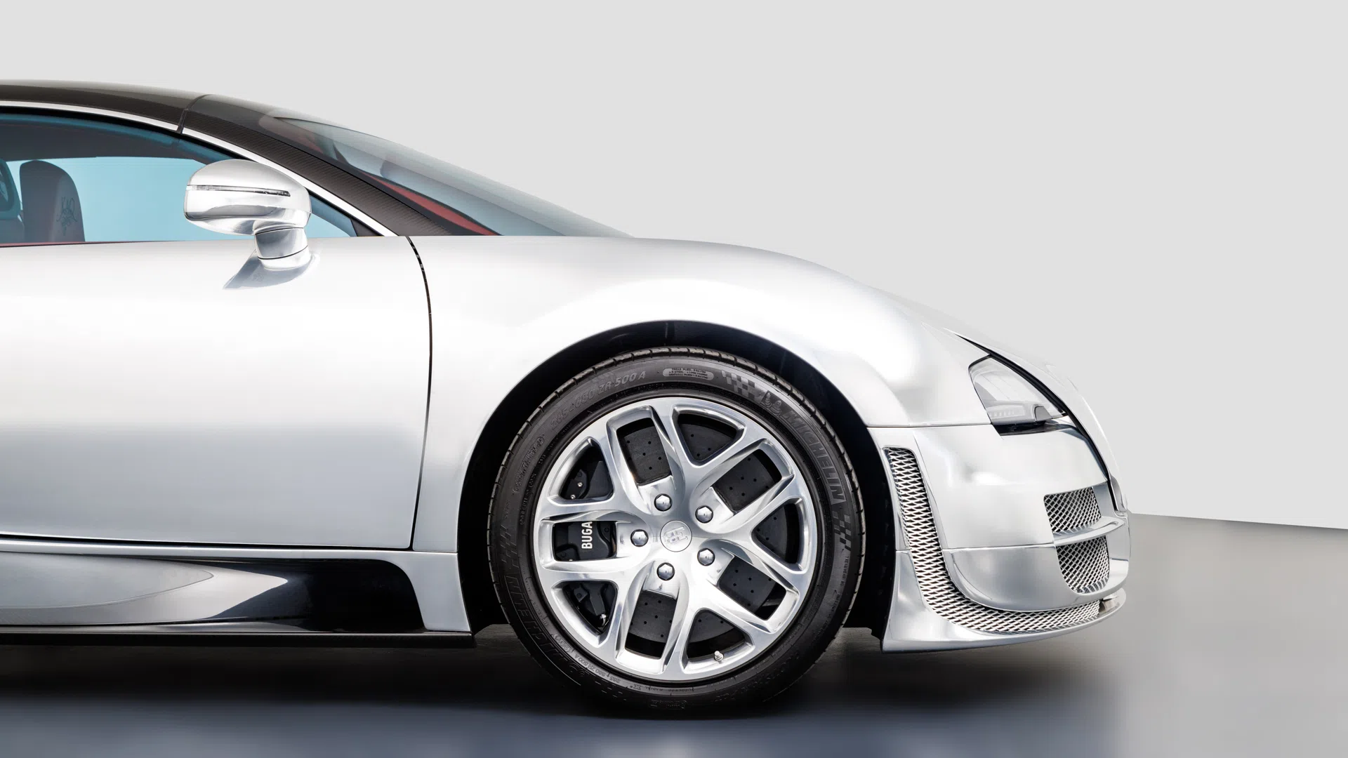 2015 Bugatti Veyron Grand Sport Vitesse for sale, exterior, Aluminium Poliert