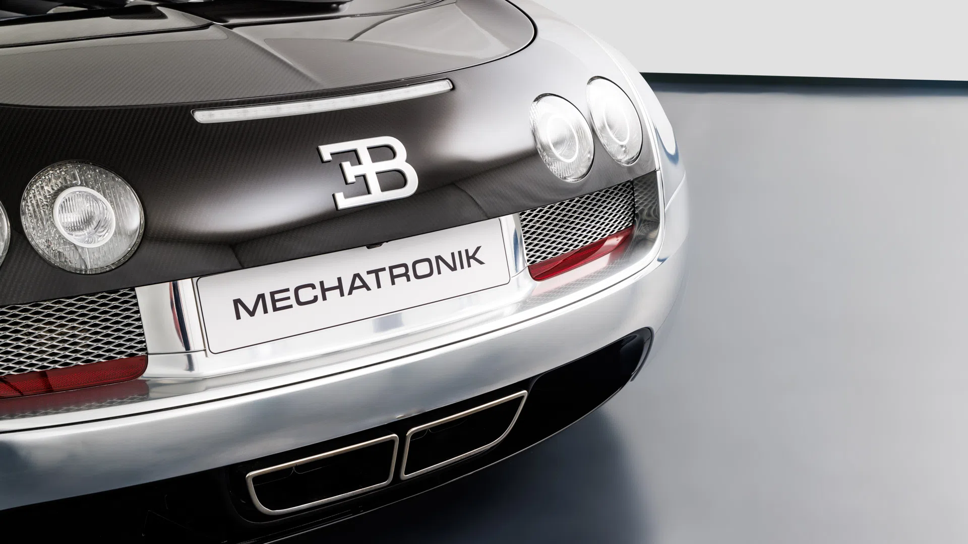 2015 Bugatti Veyron Grand Sport Vitesse for sale, exterior, Aluminium Poliert