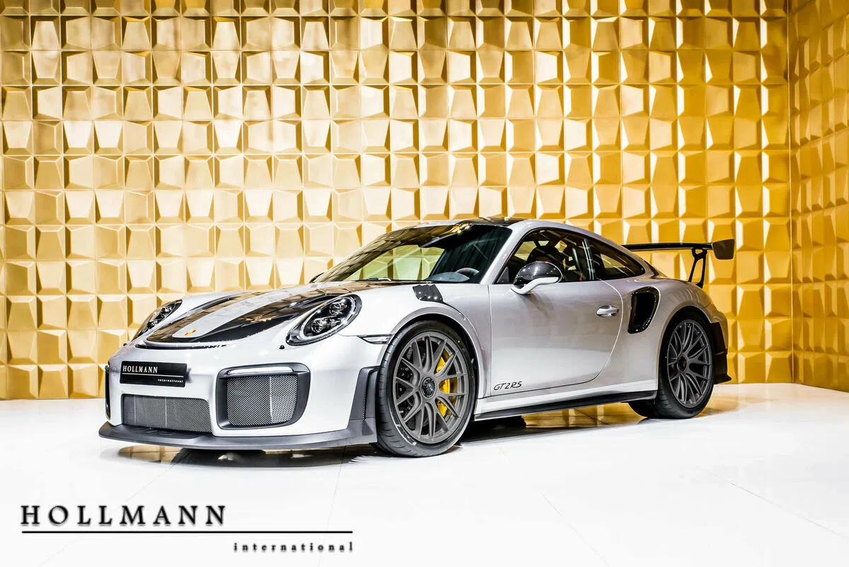 2018 Porsche 911 GT2 RS WEISSACH PACKAGE