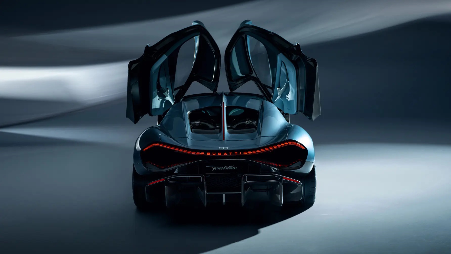 Bugatti Tourbillon, 4/18