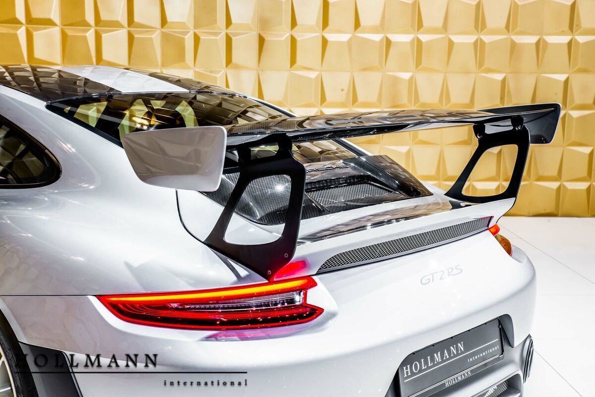 2018 Porsche 911 GT2 RS WEISSACH PACKAGE, 16/20