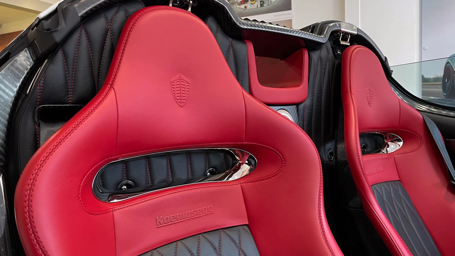 2022 Koenigsegg Regera, 18/19