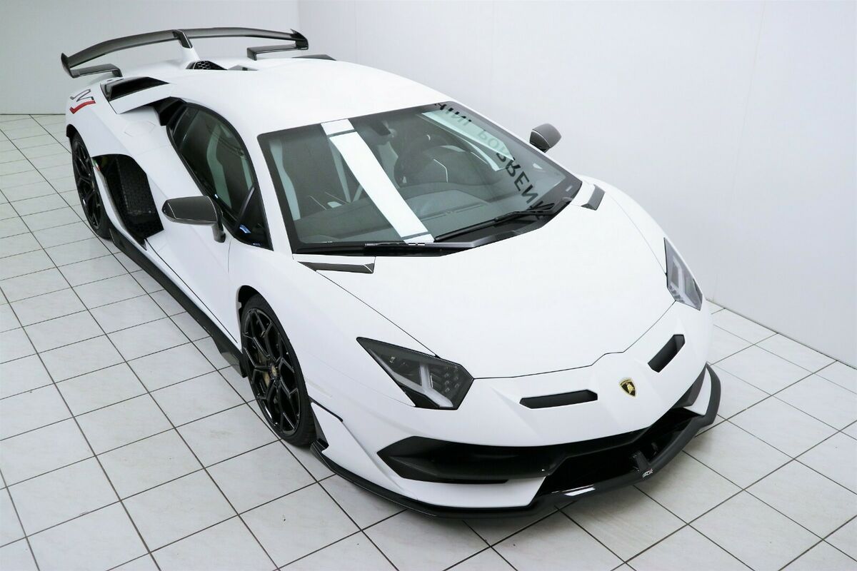 2019 Lamborghini Aventador SVJ