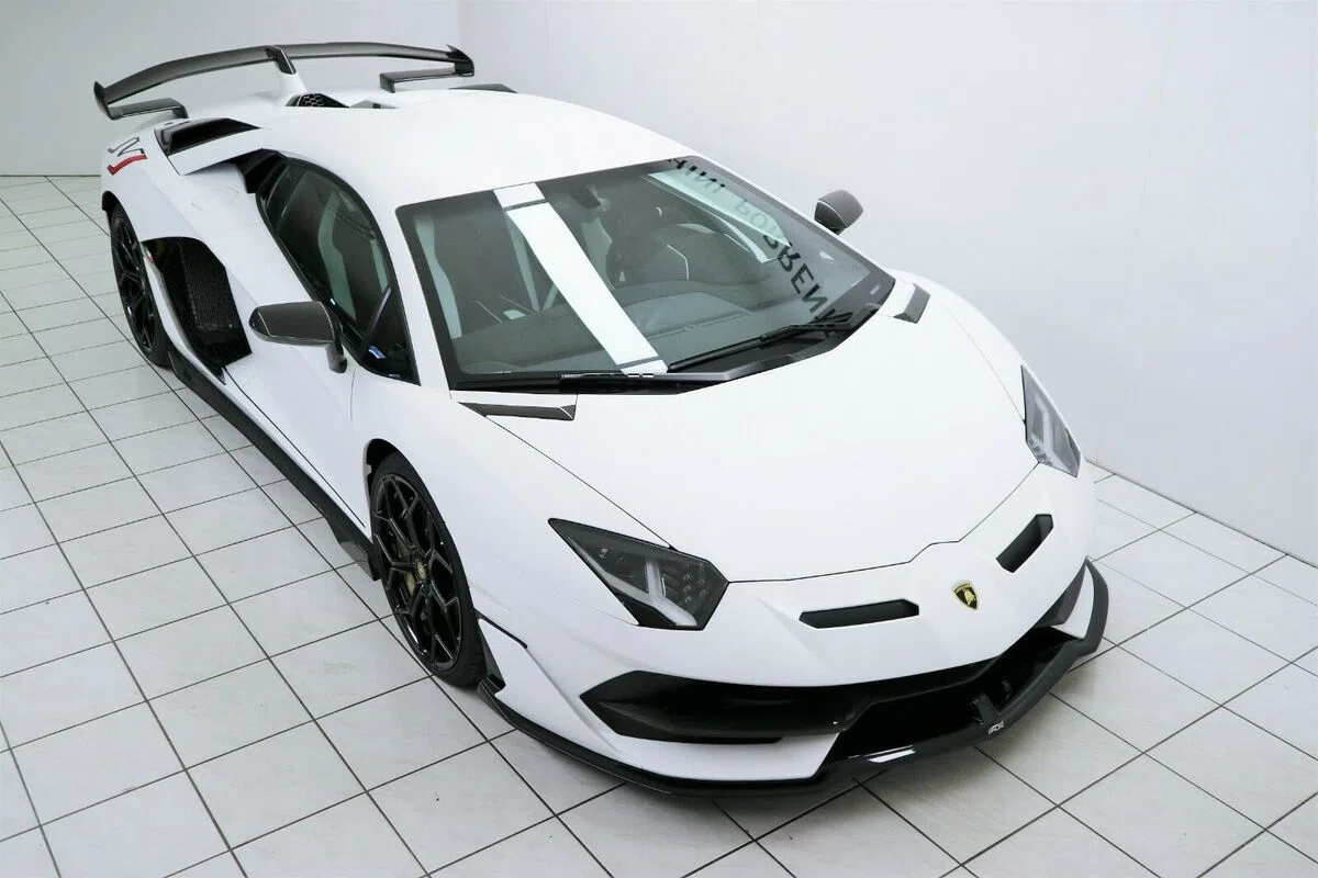 2019 Lamborghini Aventador SVJ