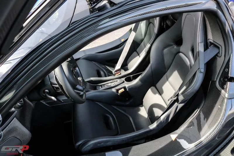 2014 McLaren P1 interior, seats