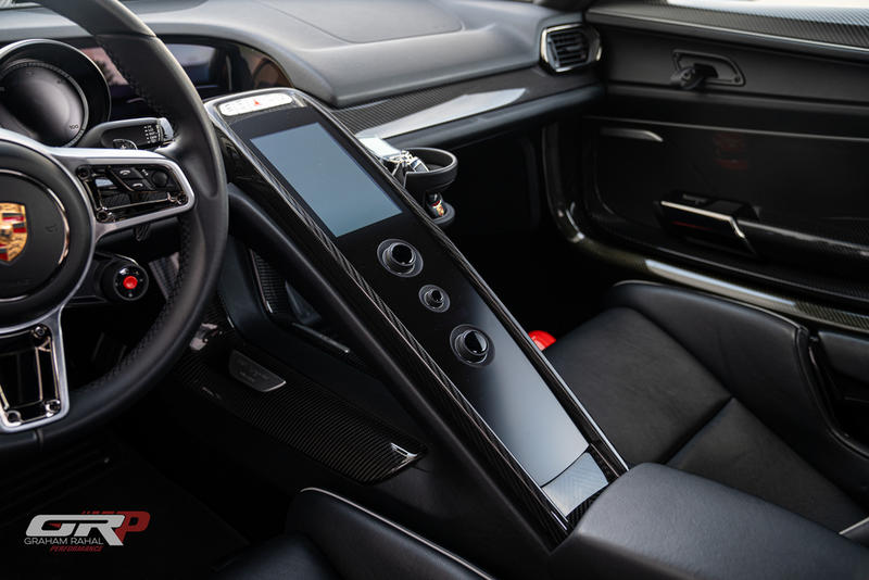 2015 Porsche 918 Spyder Weissach Martini Edition, 19/20