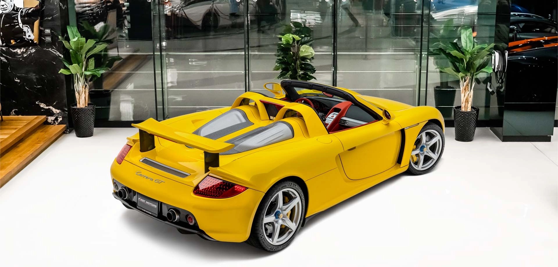 2005 Porsche Carrera GT, 2/20