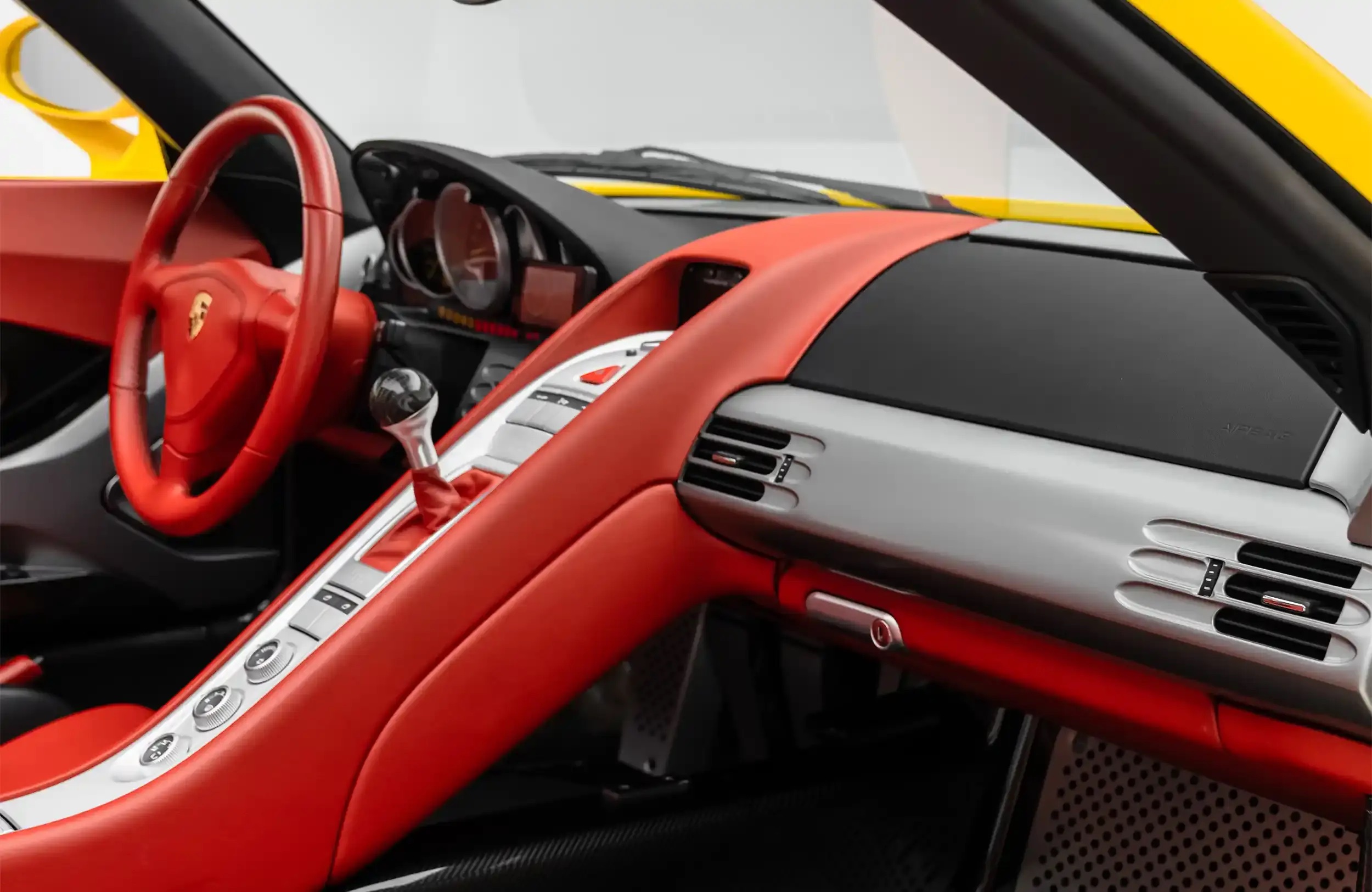 2005 Porsche Carrera GT, 6/20