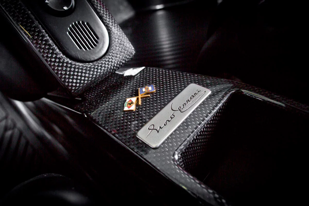 2004 Ferrari Enzo, 5/17