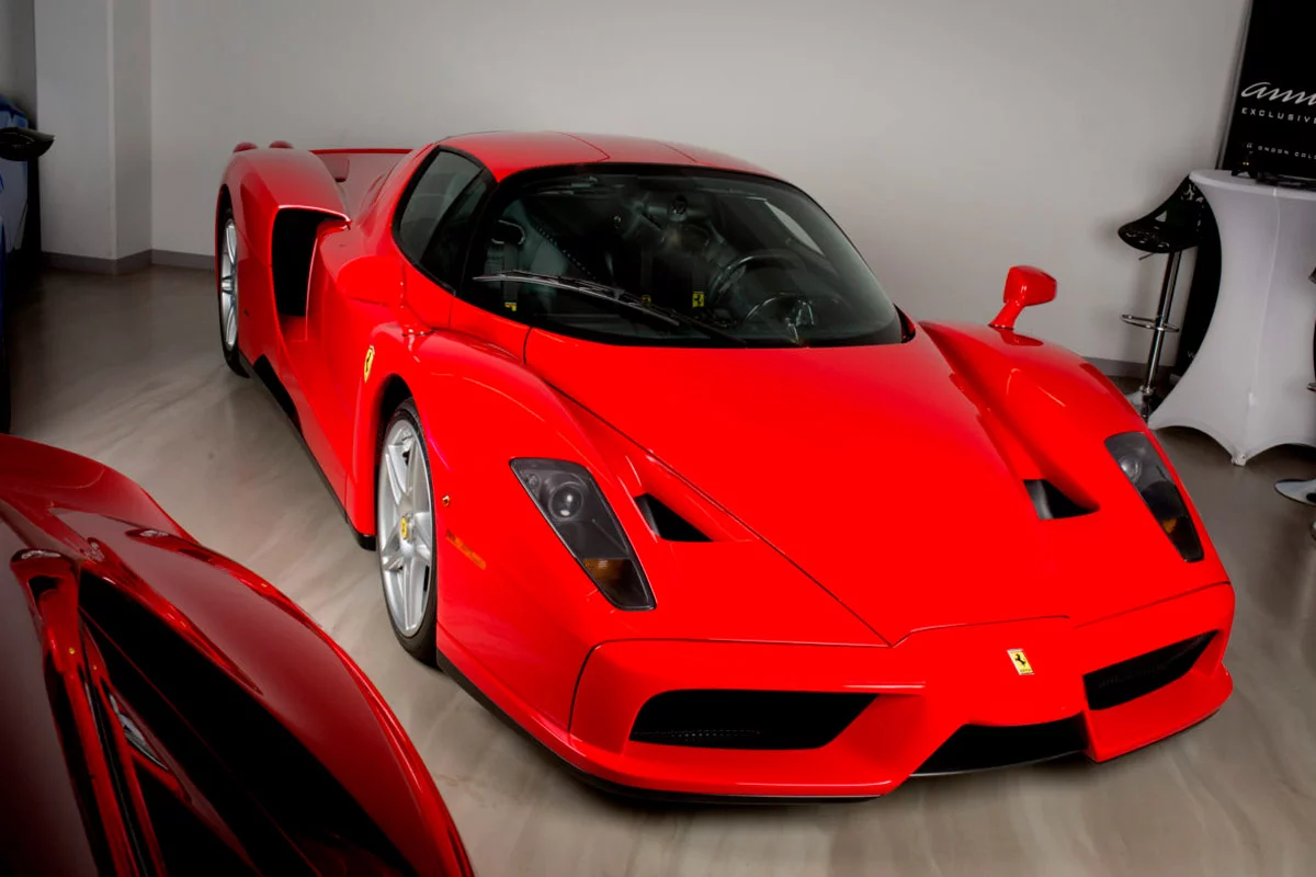 2004 Ferrari Enzo, 16/17
