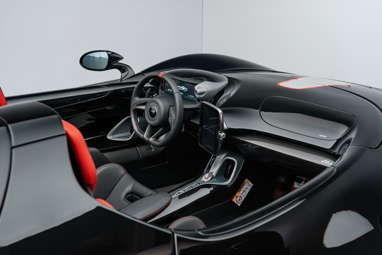 2022 McLaren Elva MSO, 4/19
