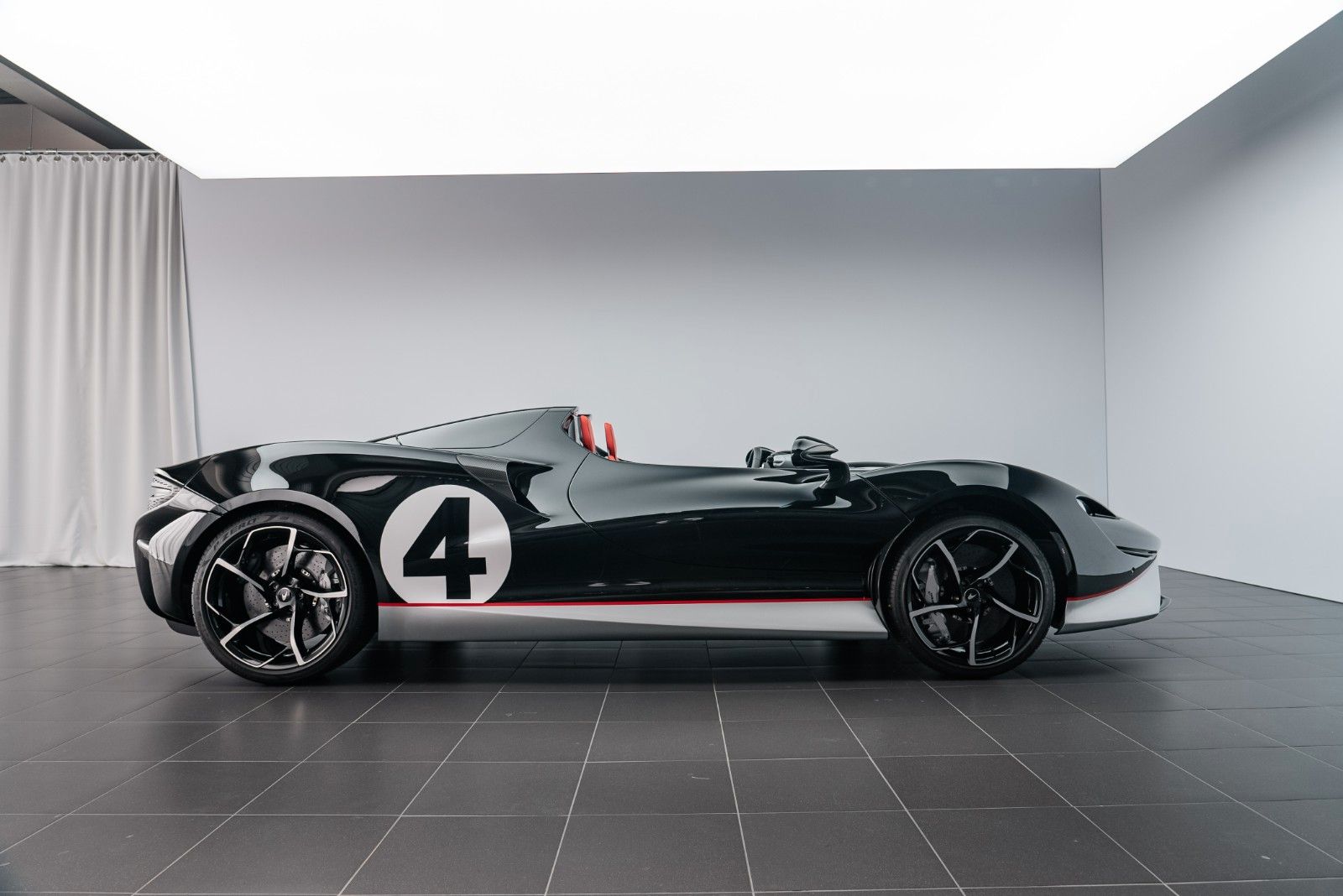 2022 McLaren Elva MSO, 14/19