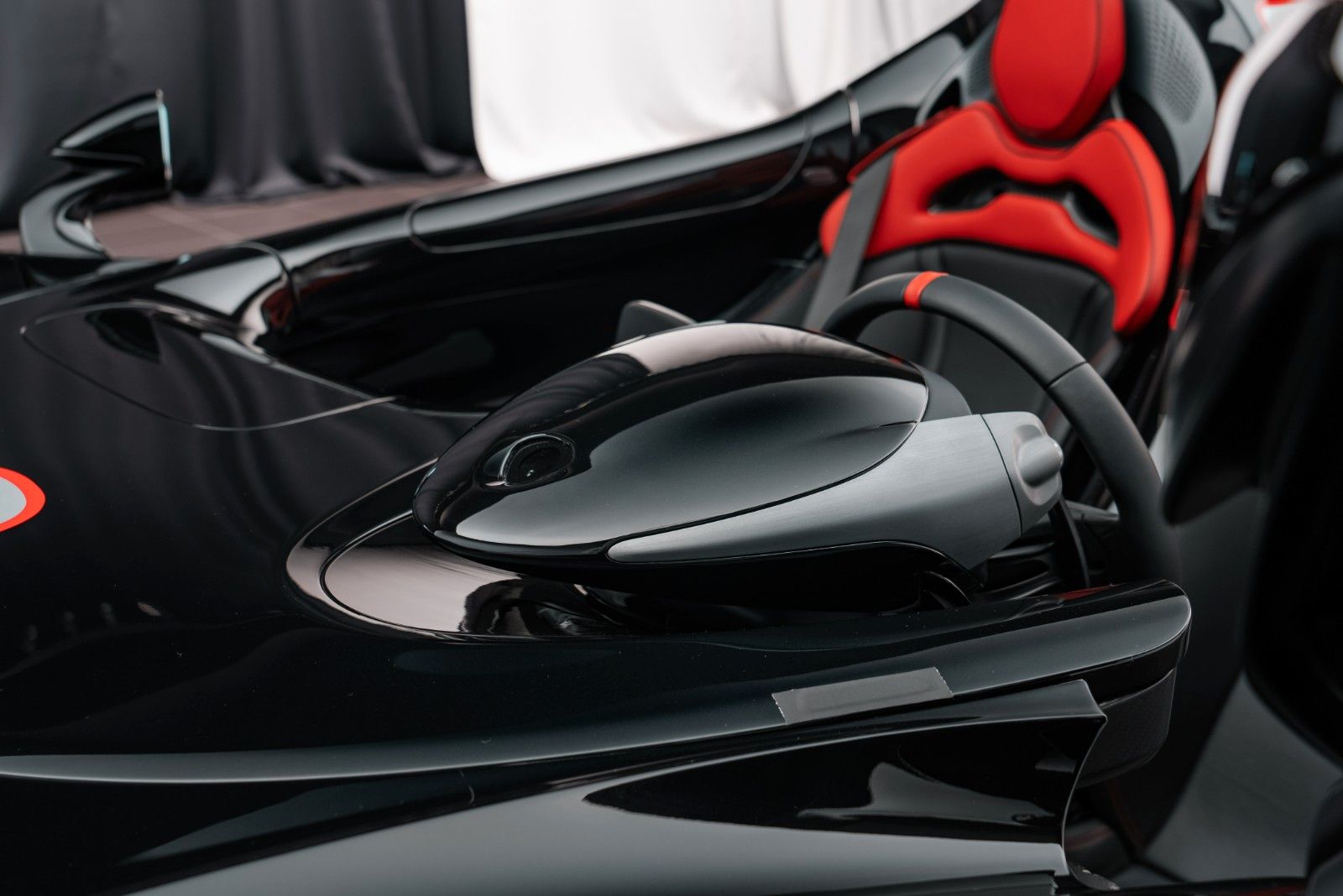2022 McLaren Elva MSO, 16/19