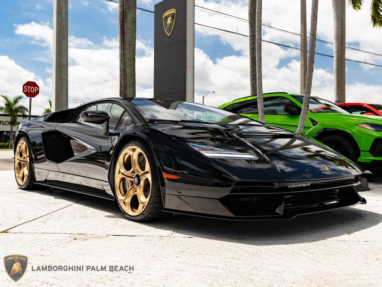 2022 Lamborghini Countach LPI 800-4, 10/20