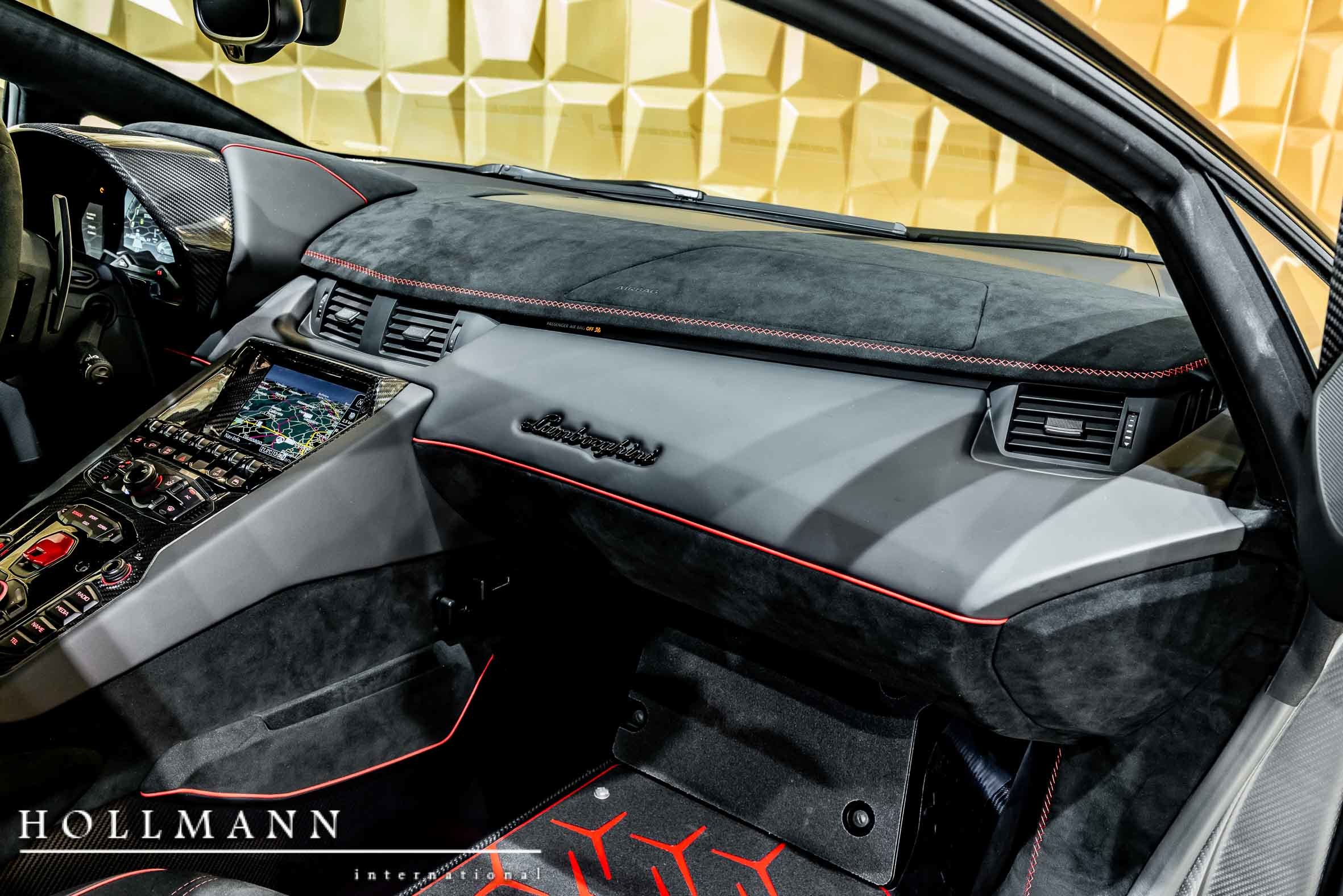2019 Lamborghini Aventador SVJ, 17/18