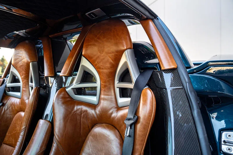 2005 Porsche Carrera GT GRP Recommission interior, seats