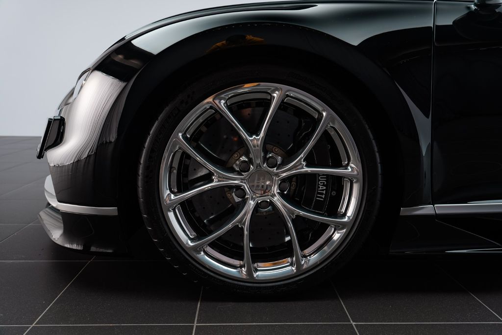 2019 Bugatti Chiron 110 Ans, 8/20