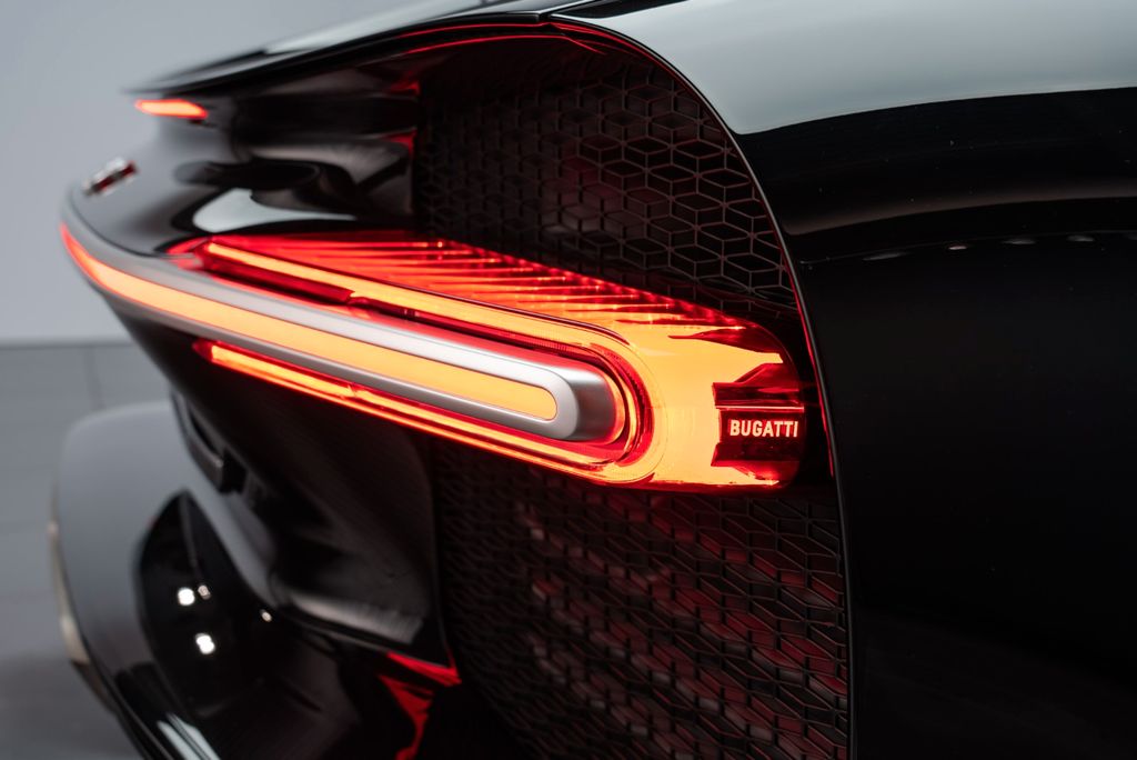2019 Bugatti Chiron 110 Ans, 10/20