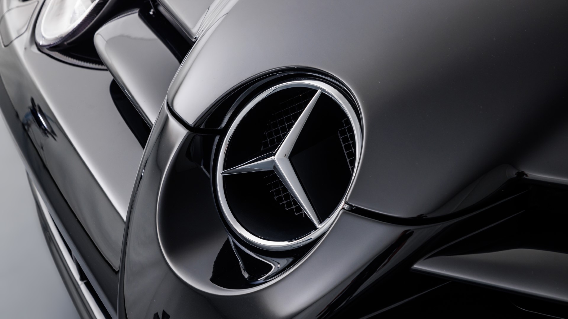 2008 Mercedes-Benz SLR McLaren Roadster, 3/20
