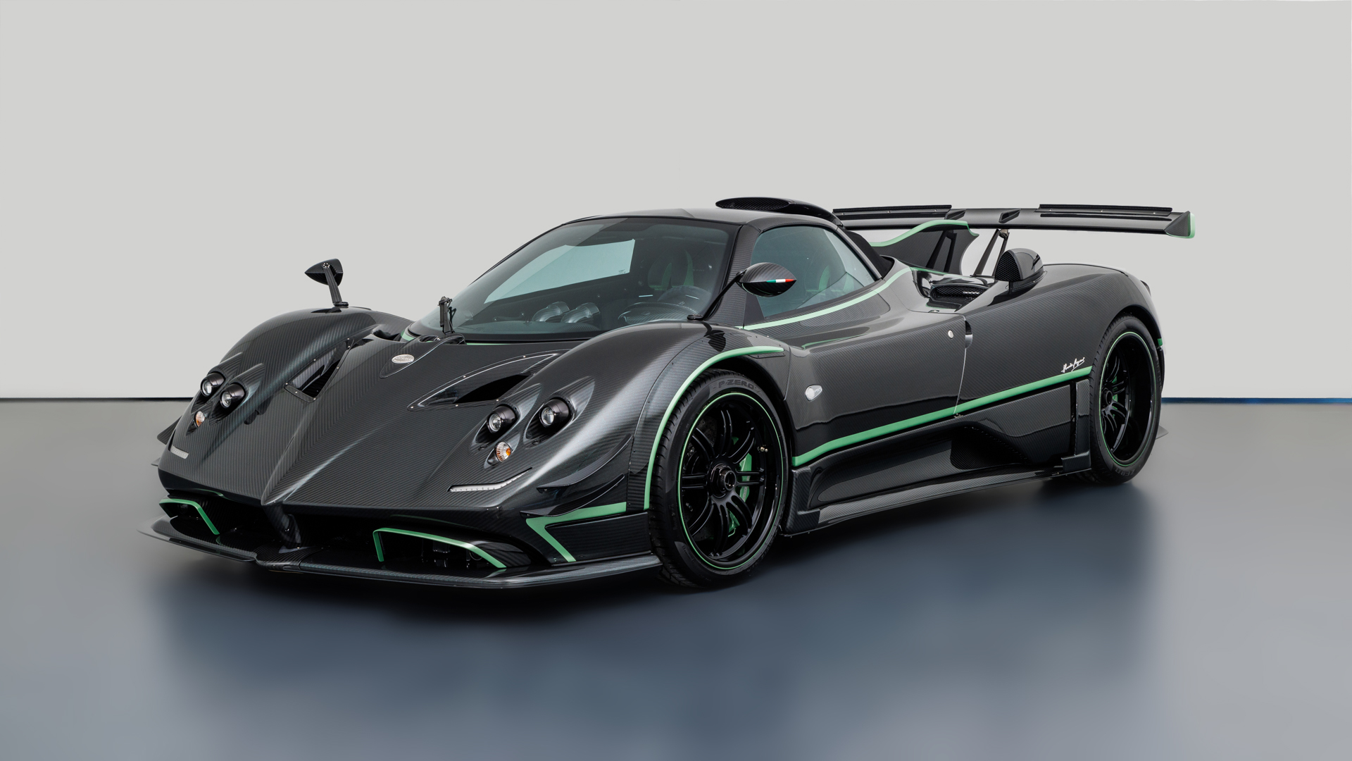2017 Pagani Zonda 760 Roadster Diamante Verde, 3/20
