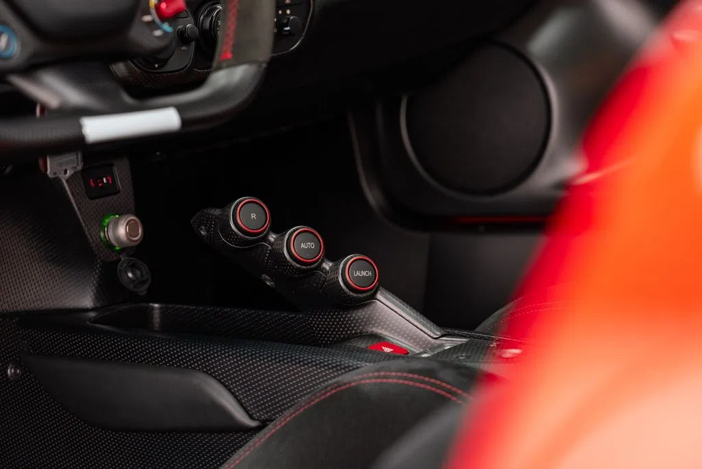 2014 Ferrari LaFerrari interior, center console