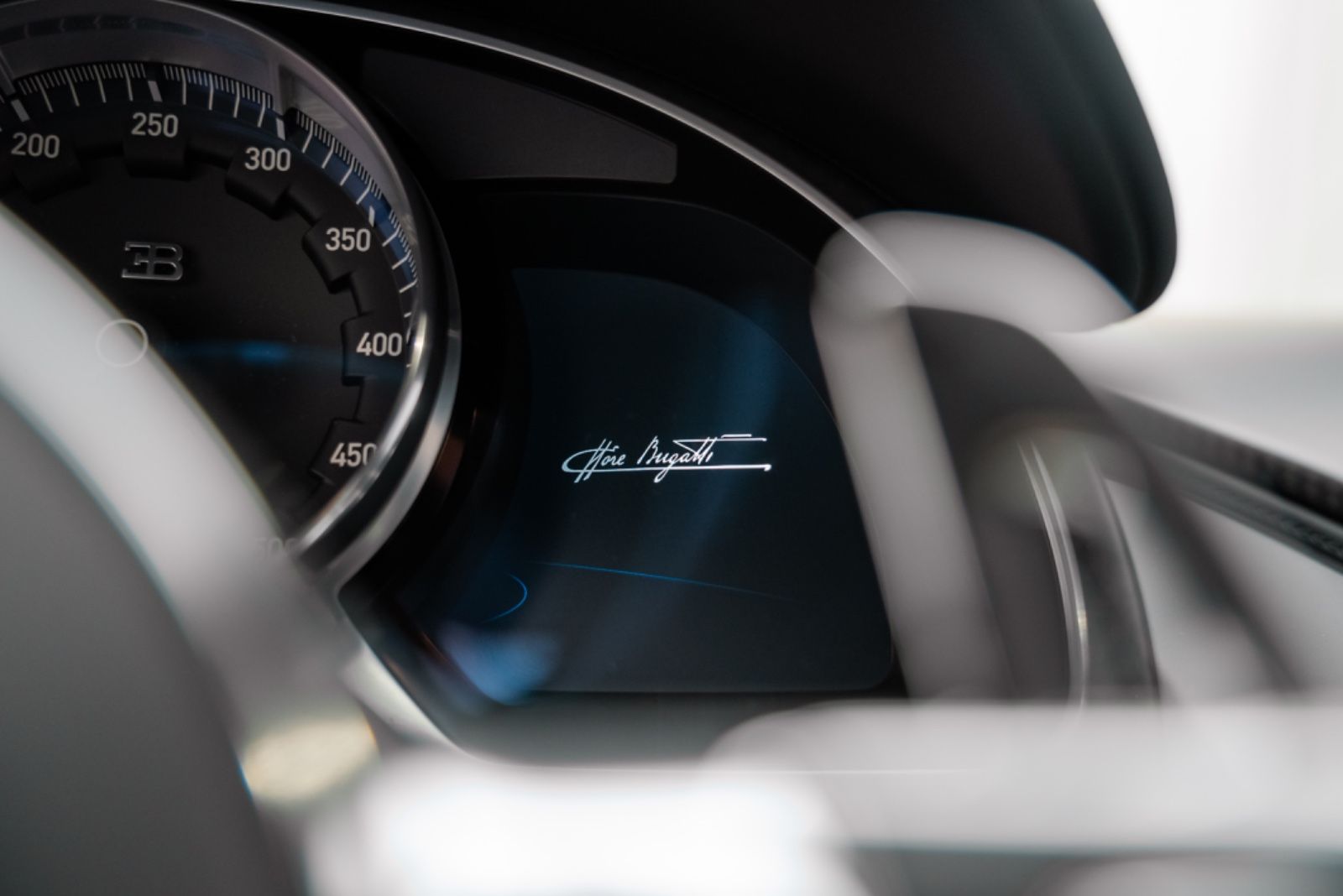 2021 Bugatti Chiron Pur Sport, 13/17