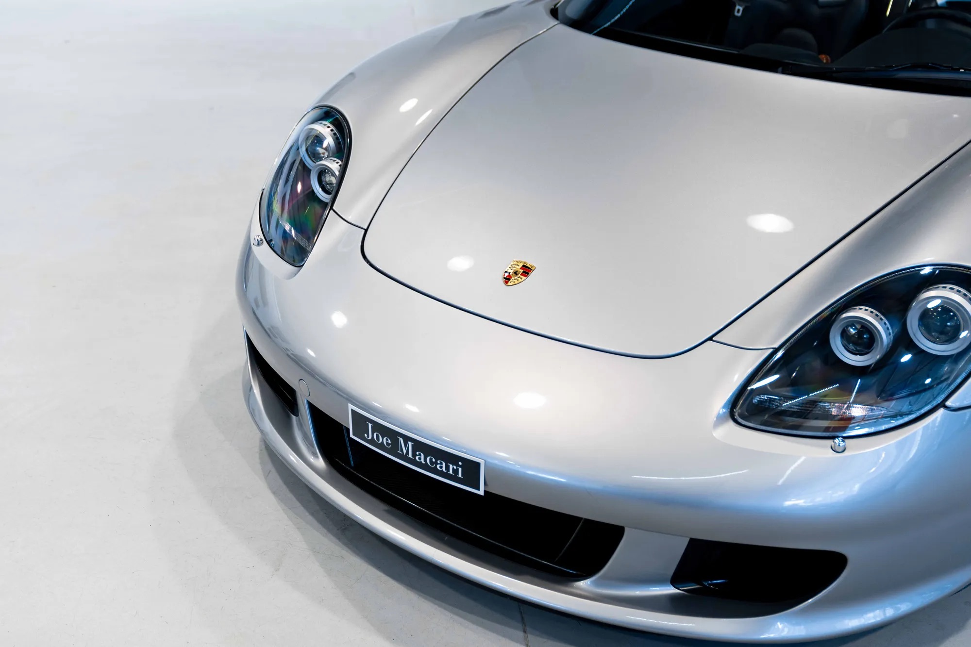 2005 Porsche Carrera GT, 3/20