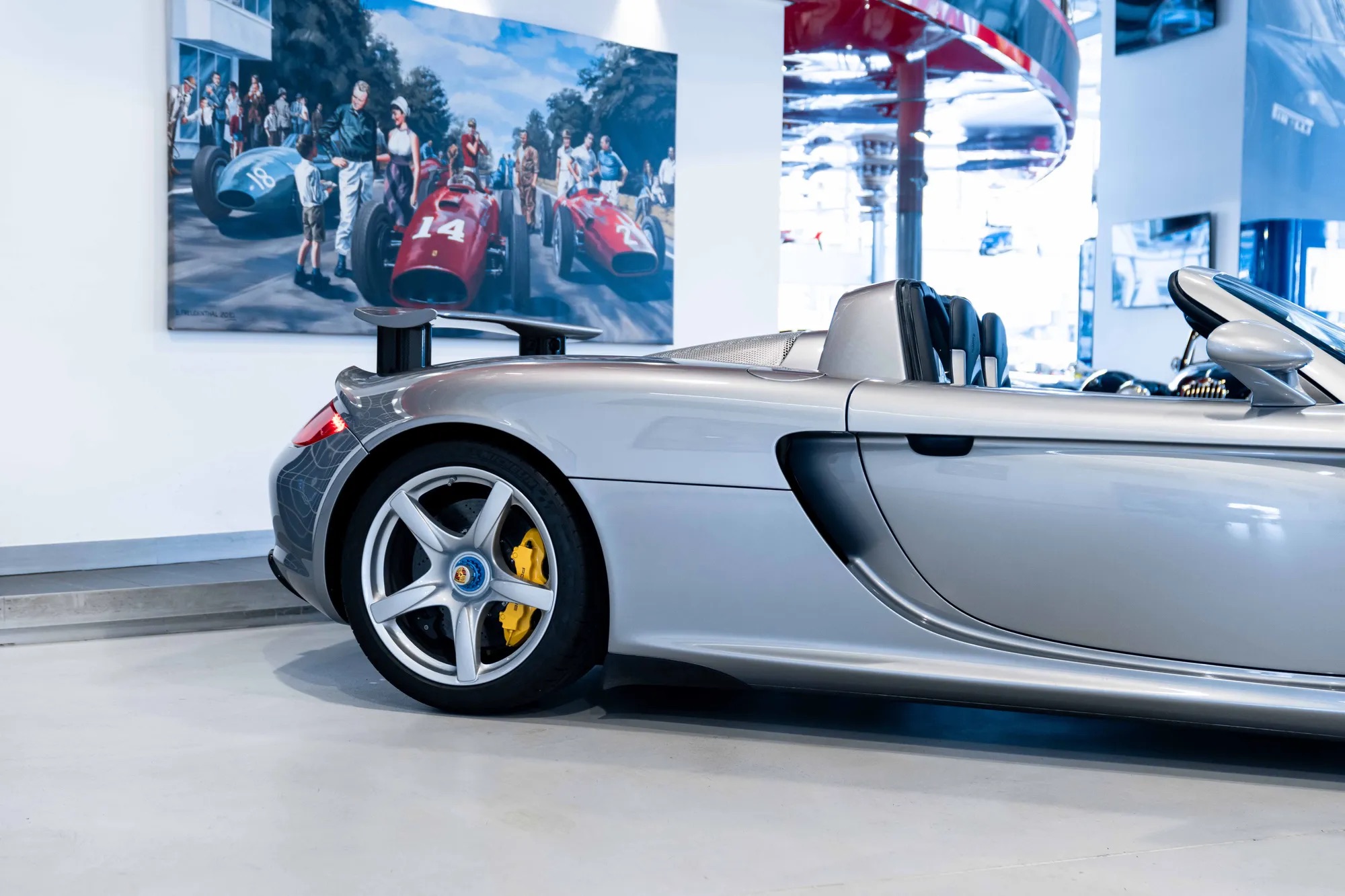 2005 Porsche Carrera GT, 4/20