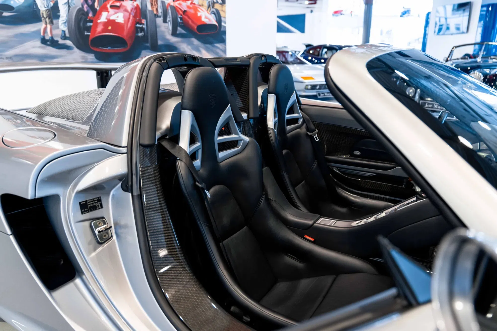 2005 Porsche Carrera GT interior, Natural Black leather